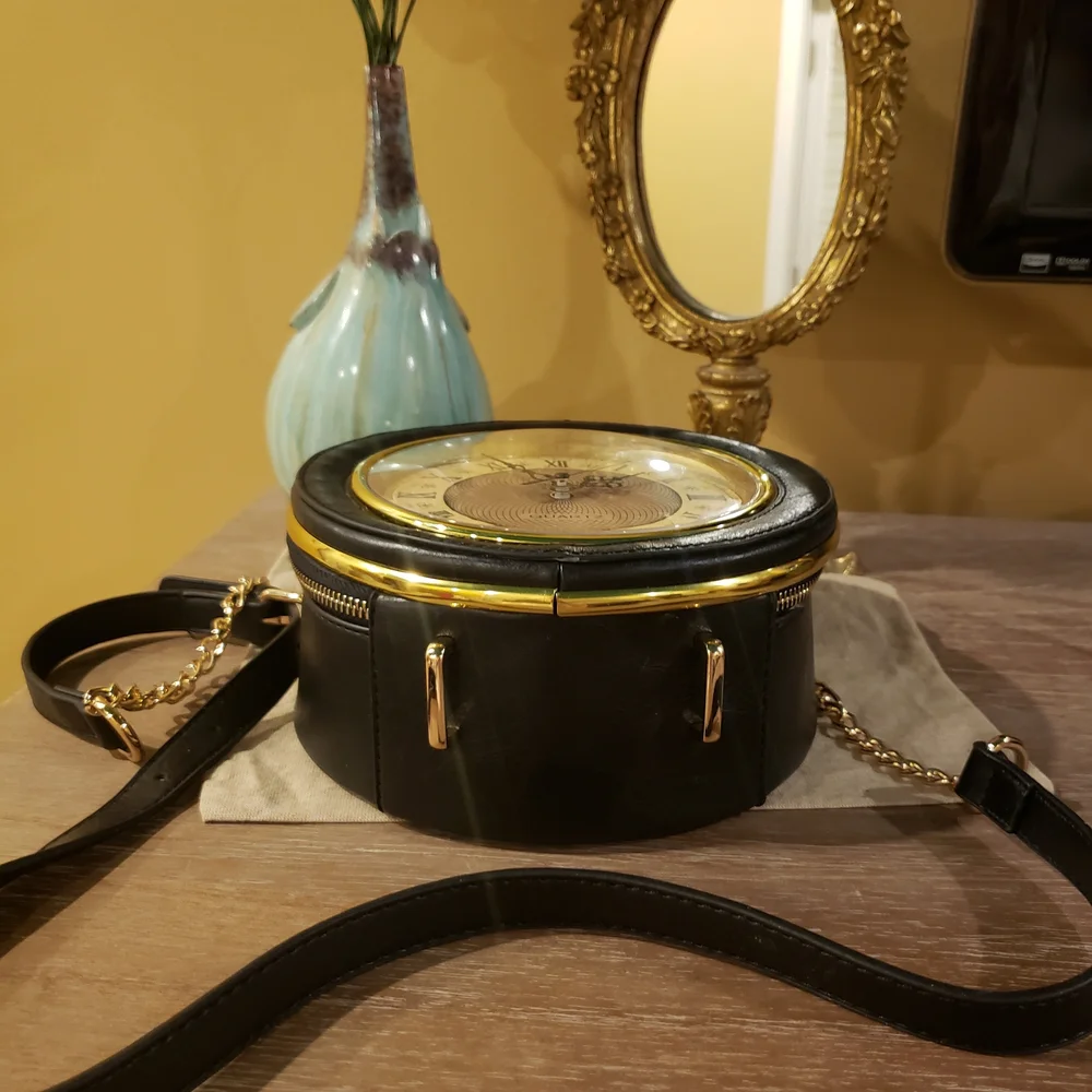 Quartz Retro Gold Clock Handbag w/ Crossbody Strap